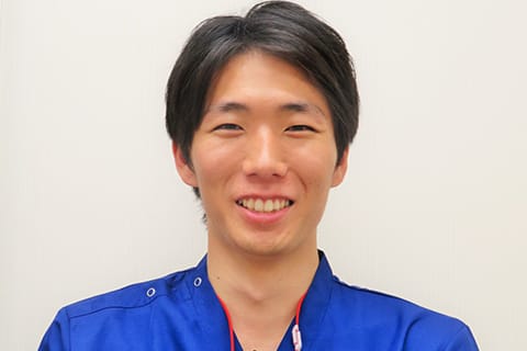 獣医師 藤原 惇平
