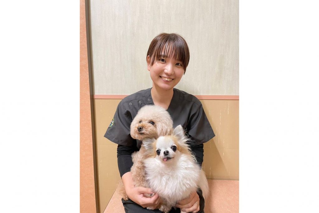 受付 友藤